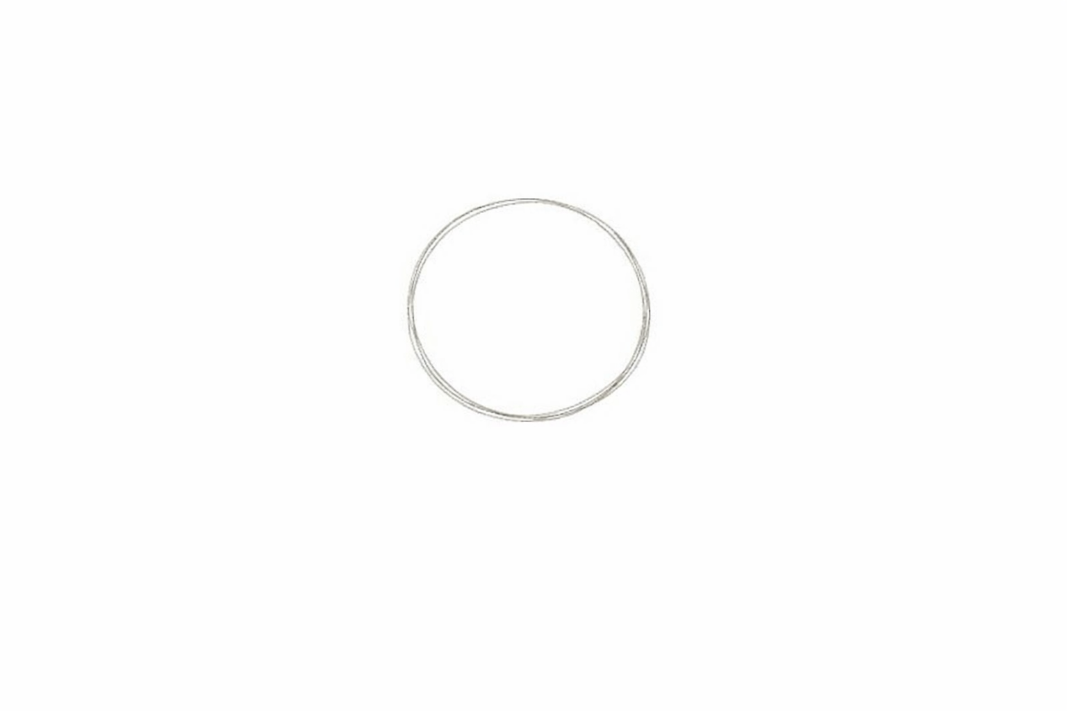 A lightly drawn circle positioned slightly above center to represent the cat’s head.